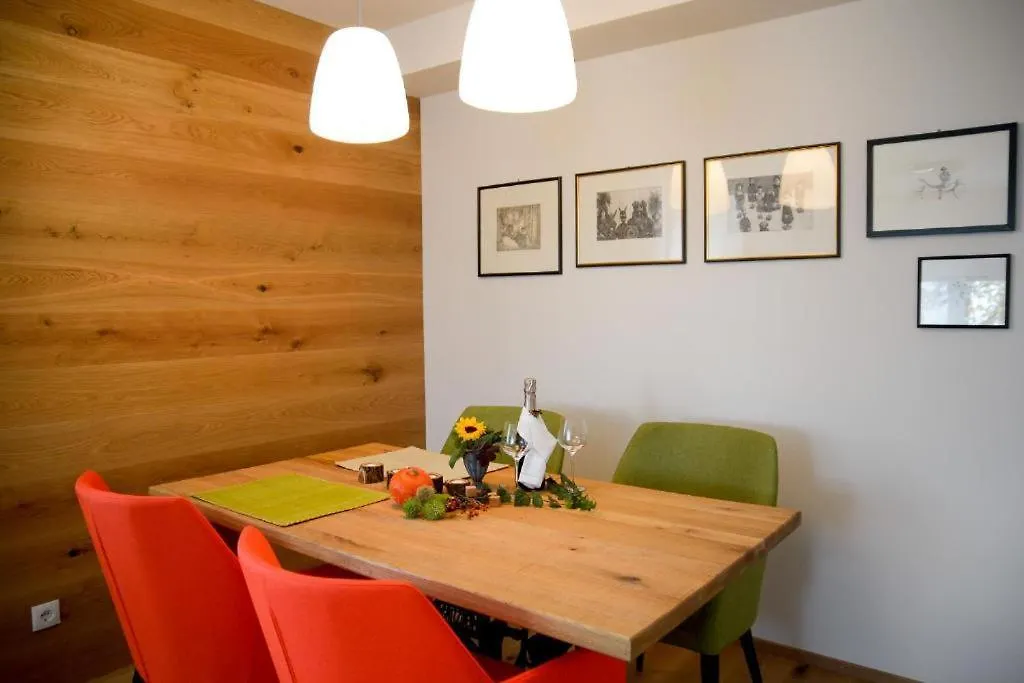 Gerda Wellness Apartment Grinzens 0*,  Austria