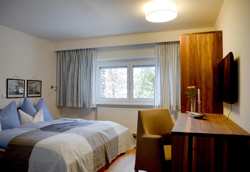 Gerda Wellness Apartment Grinzens